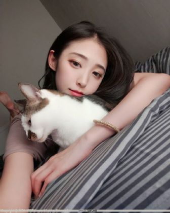 二姨和我在十年前发生的故事小说