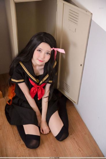 把利用我的女王学生会长催眠成暴露痴女小说