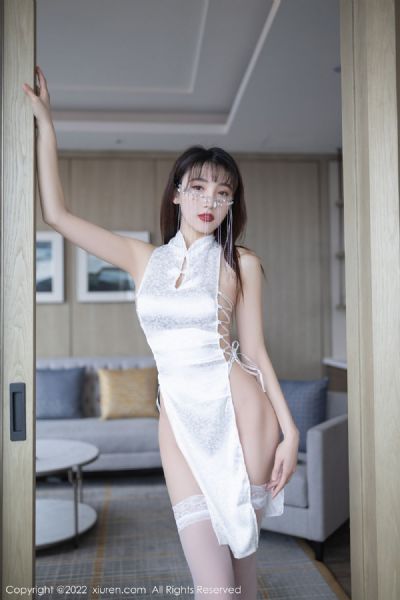 继母的明星闺蜜团小说
