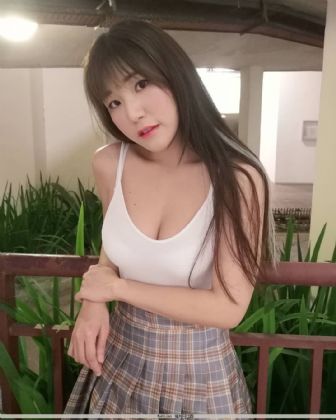 家人，人人爱母臀（乱伦家家亲）小说