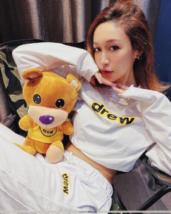 看老婆被玩的真实心路历程小说
