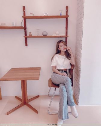 两个色女孩小说